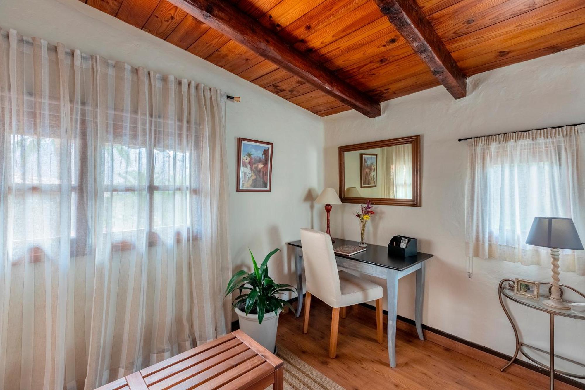 Las Casas De La Rueda - El Patio Santa Lucia Екстериор снимка