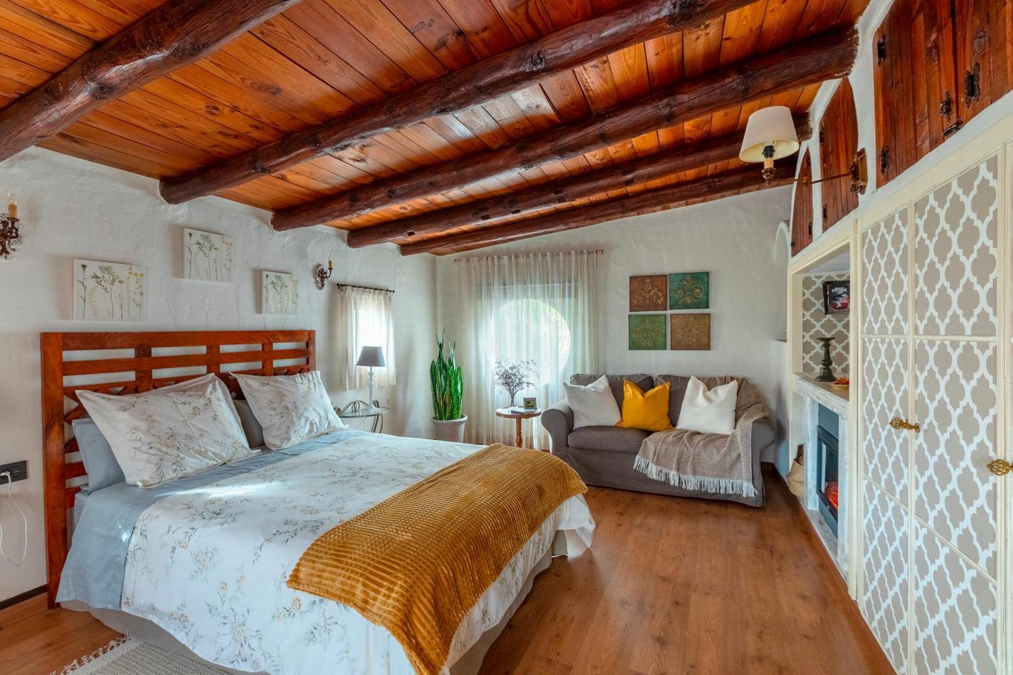 Las Casas De La Rueda - El Patio Santa Lucia Екстериор снимка